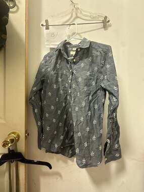 LOFT The Softened Shirt Embroidered Button Down Size XS